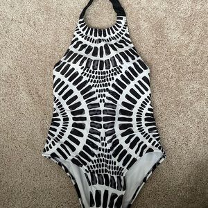 NWOT Aria Voss Halter One Piece Swimsuit size M